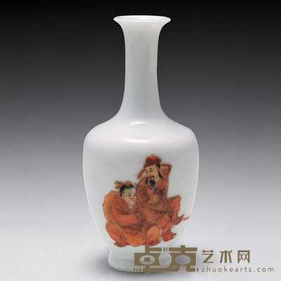 民国（1911-1949） 珊瑚红人物瓶 高13.5cm